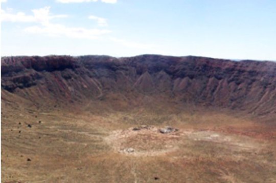 충돌구 중 가장 잘 알려져 있는 미국 애리조나 주의 지름 1.2 킬로미터짜리 운석 충돌구. 이 정도 크기의 충돌구 중 아직 발견되지 않은 것도 많이 있겠지만, 더 오래 되고 보존 상태는 더 안 좋을 것이다. Credit: Thomas Kenkmann